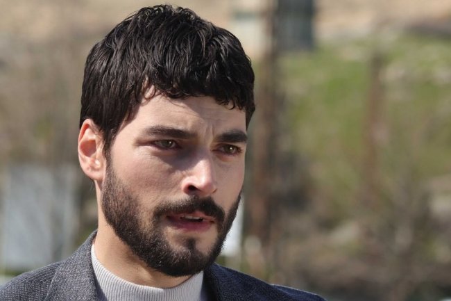 Skandal na setu serije Hercai – glumac dolazio u alkoholisanom stanju?!