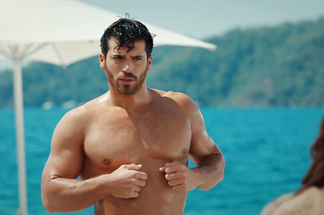 Can Yaman već pred kamerama (FOTO)