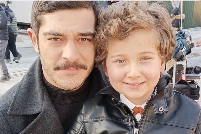 Mehmet Aybars Kaya u seriji Another self