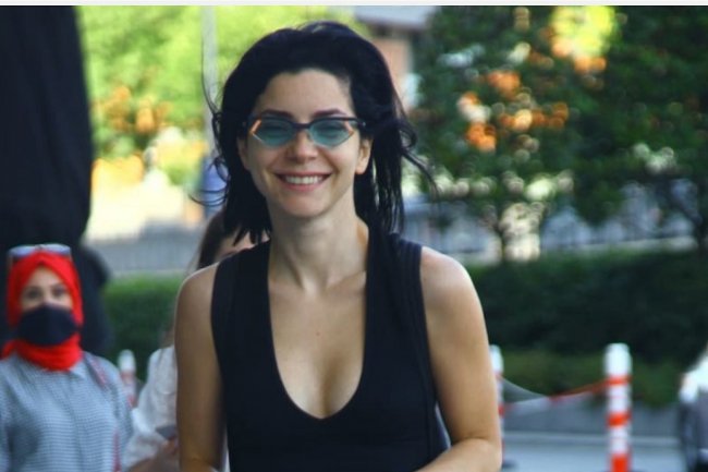Merve Bolugur postaje ozbiljna Youtuberka?!