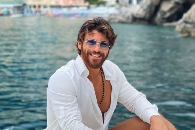 Skinuo se Can Yaman! (FOTO)