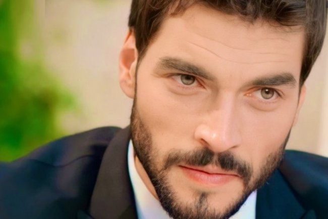 Akin Akinozu pred teškim izborom