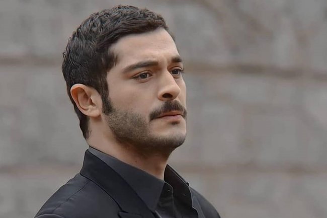 Burak Deniz i dalje razmišlja oko uloge u seriji Sahmeran