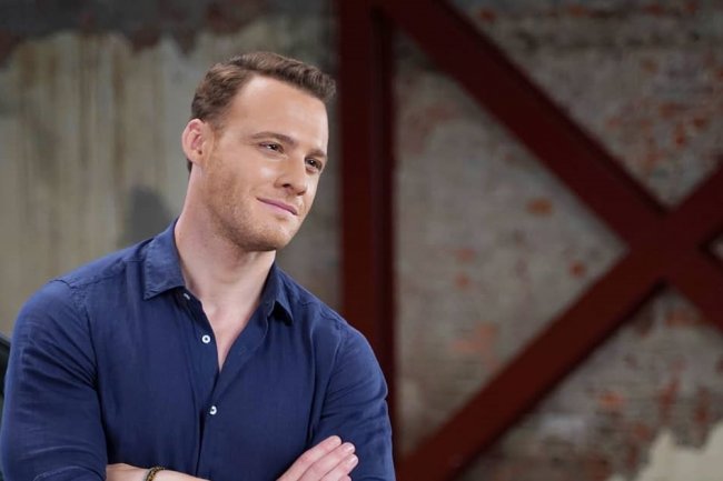 Kerem Bursin u novoj reklami (VIDEO)