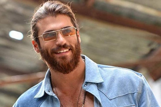 Can Yaman nastavlja promociju svog brenda širom sveta
