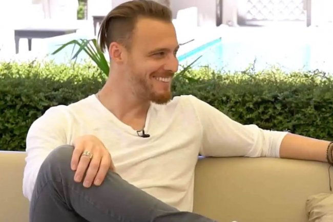 Kerem Bursin u Italiji