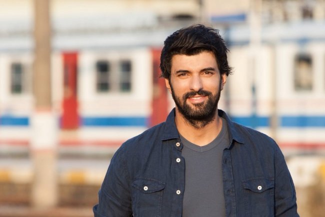 Engin Akyurek u seriji Kacis | Begunac