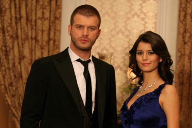 Kivanc Tatlitug i Beren Saat zajedno u istoj seriji?!