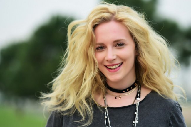 Hayal Koseoglu u seriji Mahkum | Zatvorenik