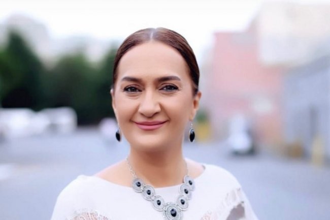 Yesim Gul Aksar u seriji Kaderimin Oyunu / Igra moje sudbine