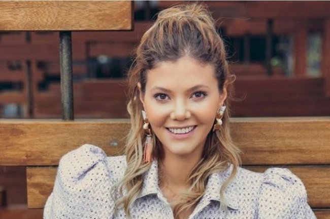 Alara Bozbey u seriji Mahkum / Zatvorenik