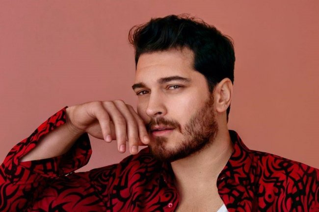 Cagatay Ulusoy odbio prvu ponudu za ulogu u seriji Yali Capkini | Vodomar!