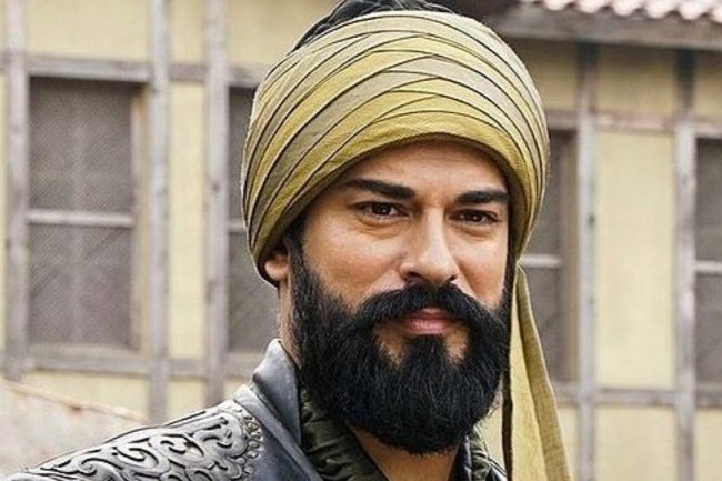 Burak Ozcivit može da završi u zatvoru do 4 godine!