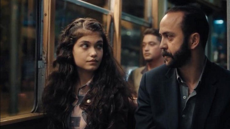 Turski film Beni Cok Sev | Voli me toliko ipak beleži dobre rezultate nakon lošeg starta
