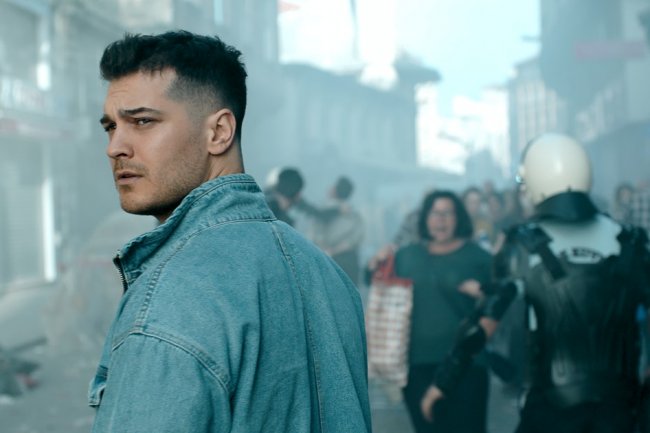 Prošlo je tri godine od početka turske serije The Protector – da li je ostala najbolja internet serija?!