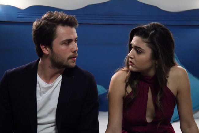 Hande Ercel i Tolga Saritas ponovo zajedno u istoj seriji?! Da, moguće je!