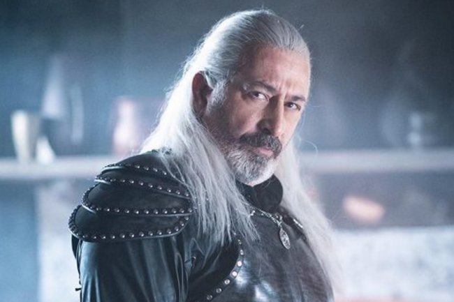 Cem Yilmaz – turski Witcher?! (FOTO)