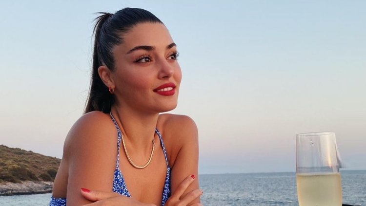 Hande Ercel blistala na promociji Atasay nakita (FOTO)