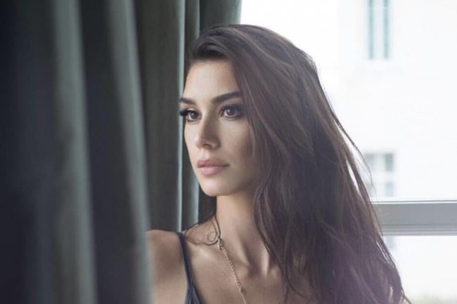 Burcu Kiratli – ponovo raskid sa Sinanom?!