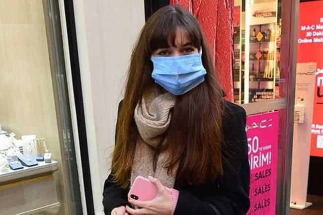 Afra Saracoglu pregovara za novu ulogu