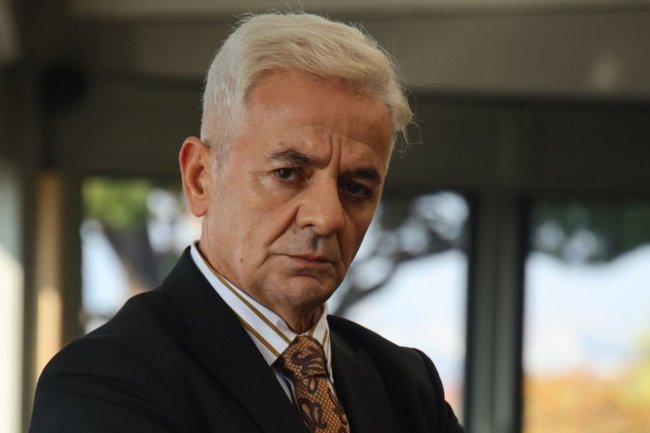 Zafer Algoz napustio seriju Uc Kurus / Tri novčića