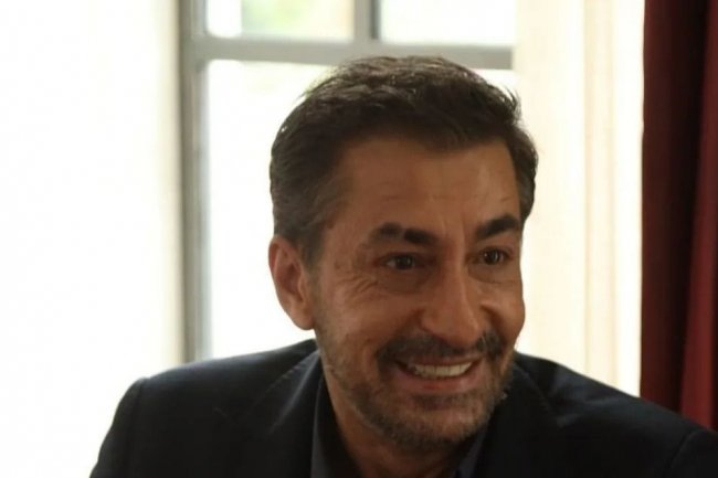Erkan Petekkaya se vraća u seriju Kirmizi Oda / Crvena soba!
