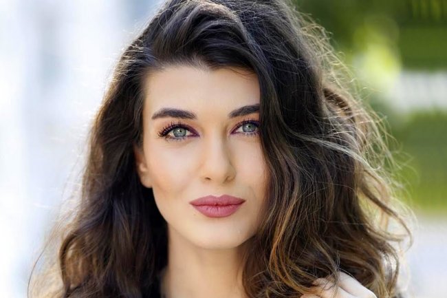 Da li je Aslihan Guner jedna od najlepših turskih glumica? (FOTO)