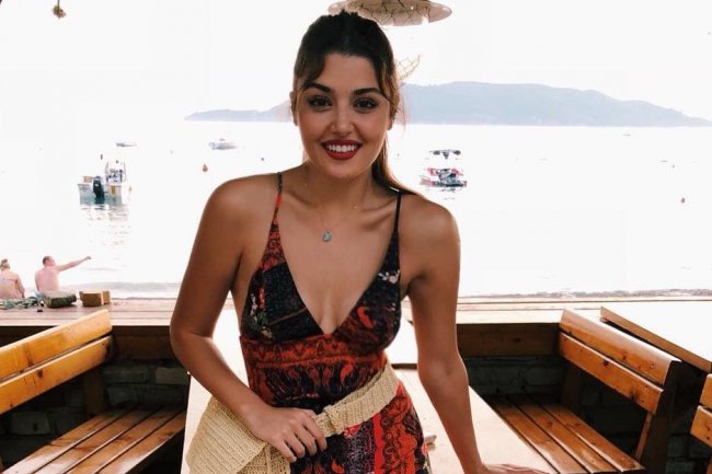 Hande Ercel – Preko MILION lajkova za sat vremena! (FOTO)