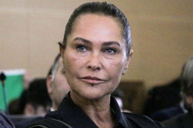 Hulya Avsar – Hande Ercel nije uspešna kao što svi misle!