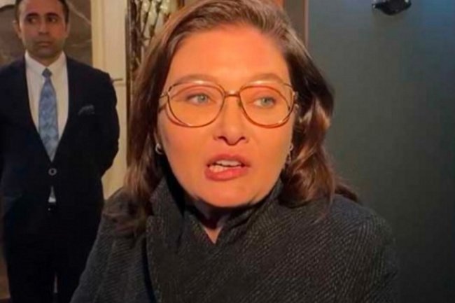 Nurgul Yesilcay slupala auto, posledice očigledne na njenom licu!