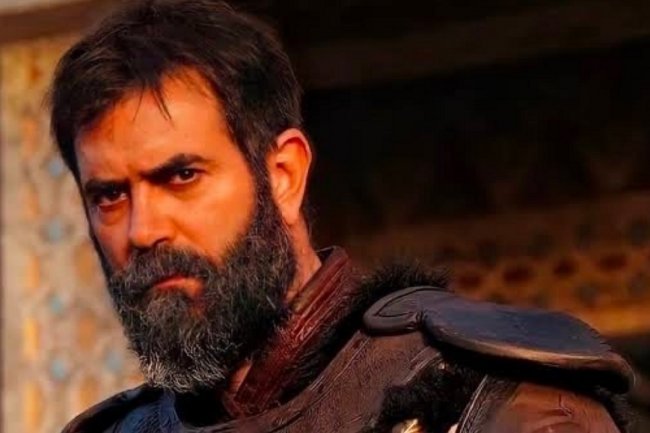 Teoman Kumbaracibasi napustio seriju Destan / Legenda