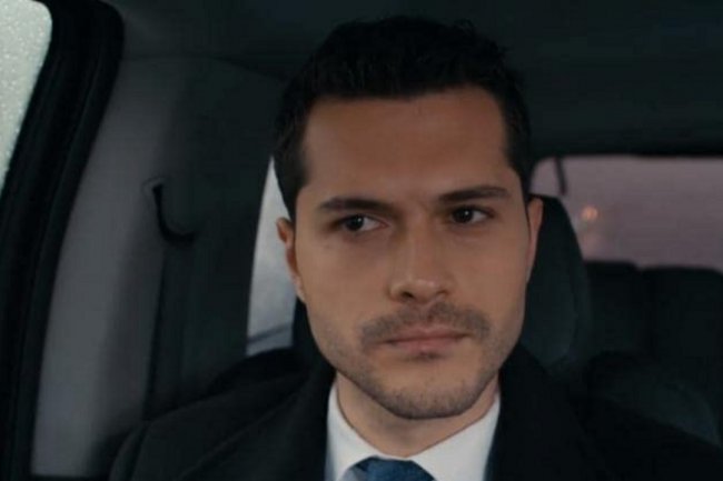 Turska serija Erkek Severse / Kad muškarac voli se polako bliži kraju