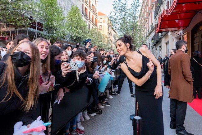 Cansu Dere u Španiji