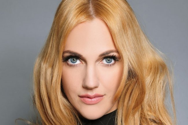 Meryem Uzerli u novoj seriji Ru?!
