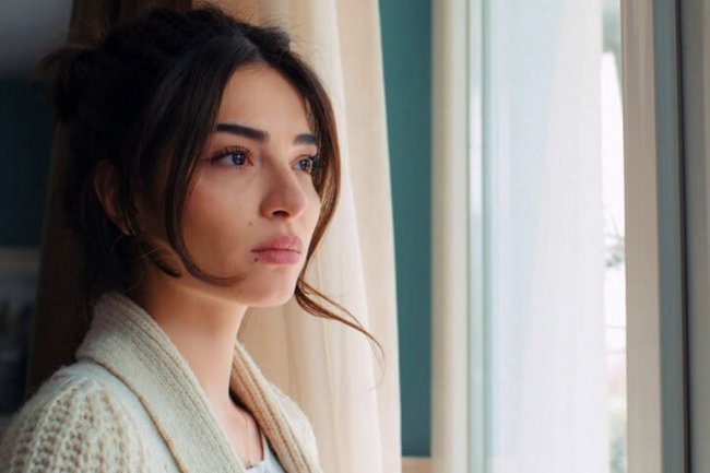 Melisa Asli Pamuk otkrila sjajne vesti o seriji Hayaller ve Hayatlar!