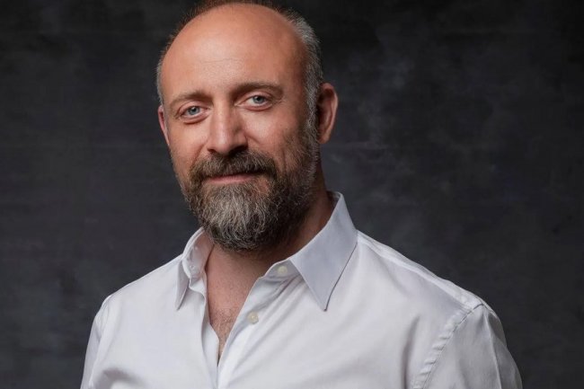 Halit Ergenc uz dve sjajne glumice u seriji Nomen