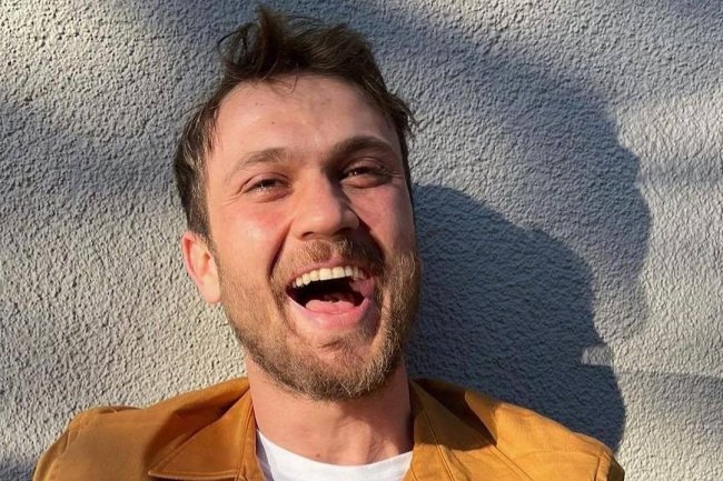 Aras Bulut Iynemli se ozbiljno priprema za novu seriju