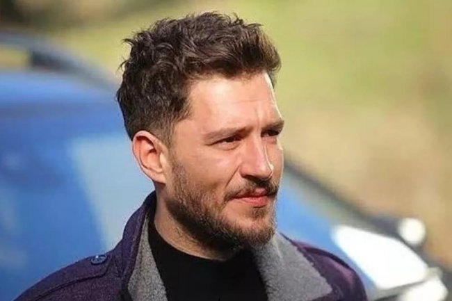 Evo zbog koga Uraz Kaygilaroglu nosi crni lak na noktima!