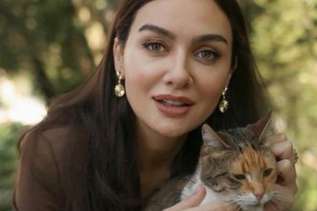 Da li je Birce Akalay dostigla vrhunac karijere u seriji Kus Ucusu?!