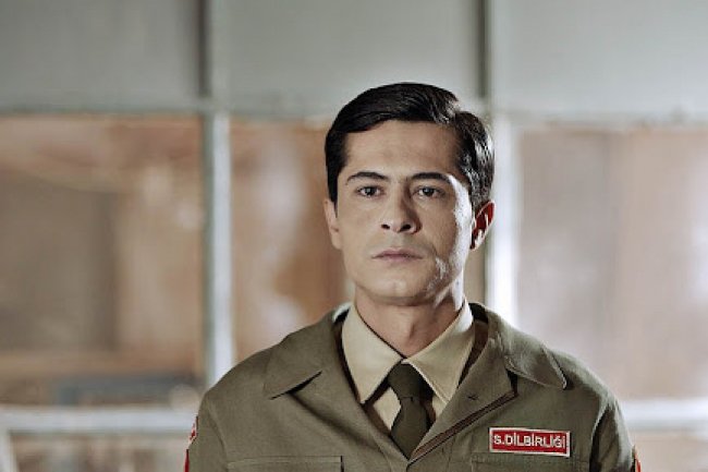 Ismail Hacioglu nakon serije Mahkum ponovo pred kamerama!