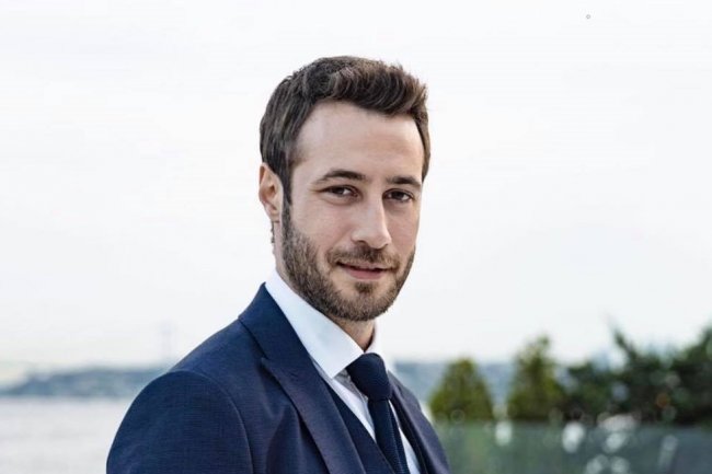 Ozan Dolunay napustio novu TV seriju!