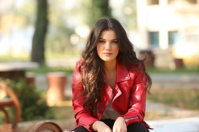 Pinar Deniz prestigla Hande Ercel na novoj rang listi!