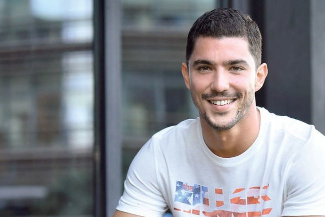 Kaan Yildirim napustio seriju Hakime Hanim!