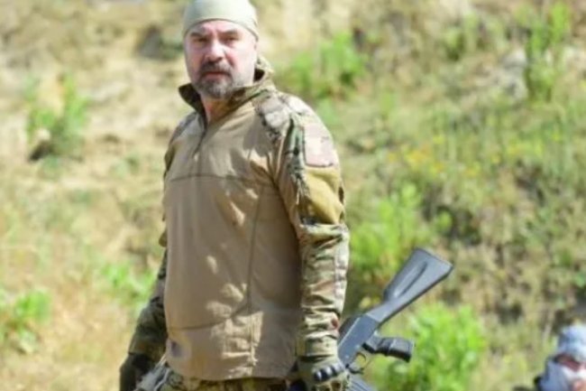 Fotografija Oktaya Kaynarce sa seta serije Ben Bu Cihana Sigmazam privlači dosta pažnje