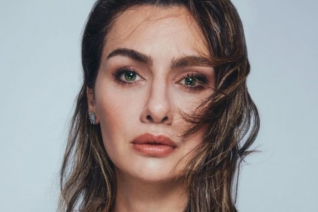 Birce Akalay oduševila pevanjem (VIDEO)