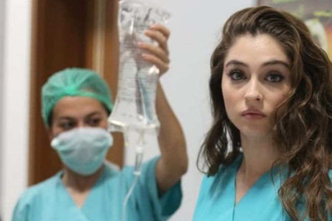 Objava Cemre Baysel ide ka pola miliona lajkova! (FOTO)