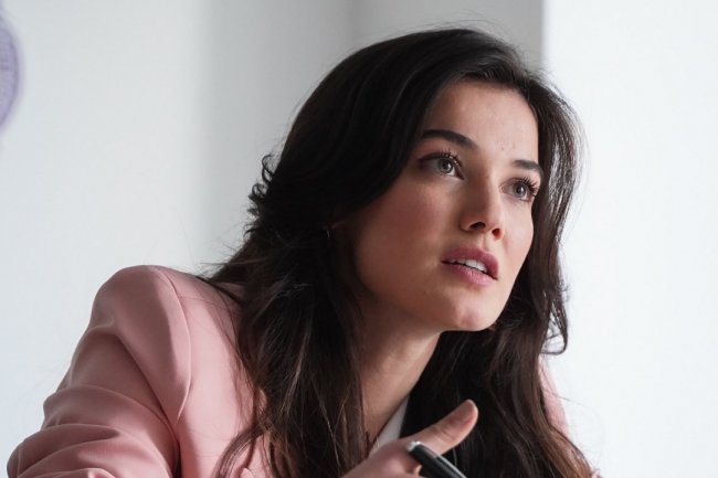 Pinar Deniz ponekad plače dok gleda sebe u seriji Yargi!