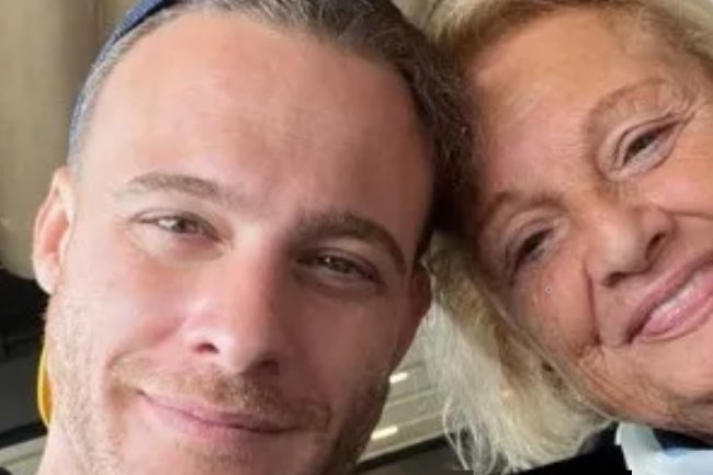 Kerem Bursin oduševio fanove novom objavom