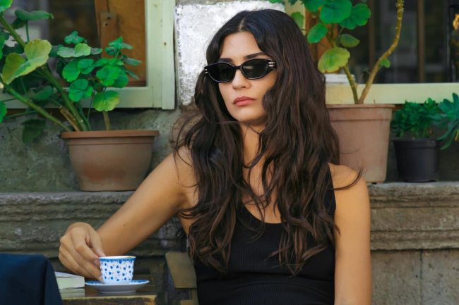 Tuba Buyukustun slomljena od bola!