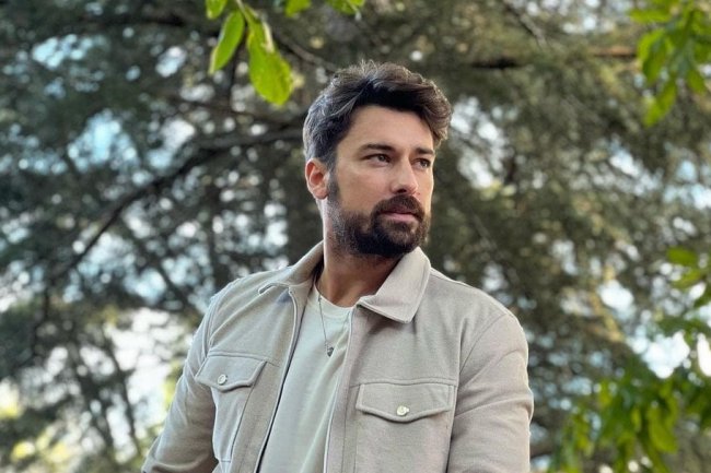 Serija Yurek Cikmazi u drugom planu zbog privatnog života Alpa Navruza!